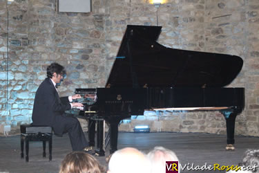 El pianista Eleuterio Domínguez a Roses