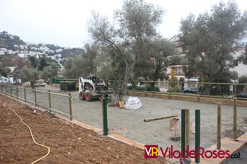 Parc per a gossos de Roses