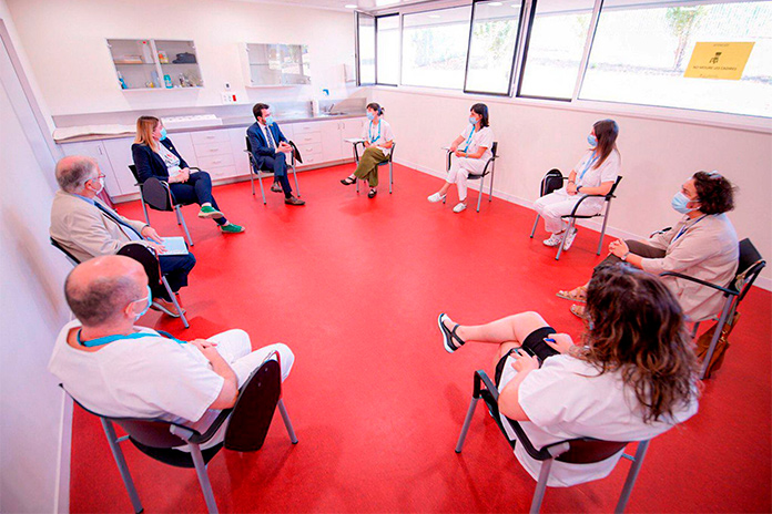Reunió de treball president Aragonés amb personal sanitari de Figueres