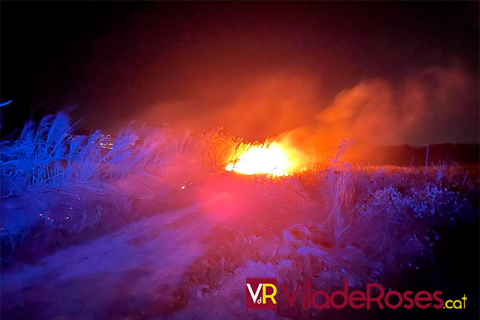 Tres incendis forestals a Roses