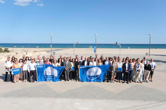 Bandera Blava a les platges i ports esportius de Catalunya