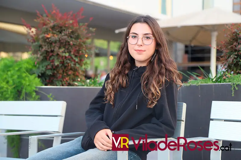 Treball de recerca “Cuidem-los: El Voluntariat a les Residències”