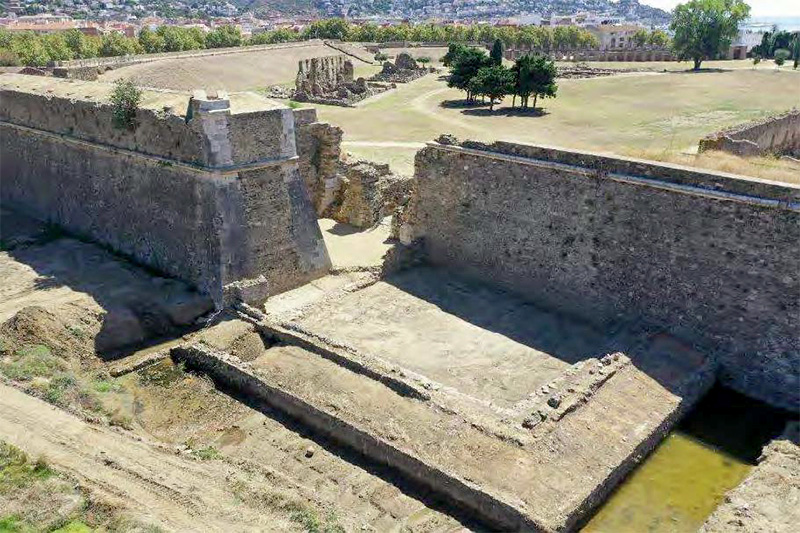 Porta de Terra de la Ciutadella de Roses