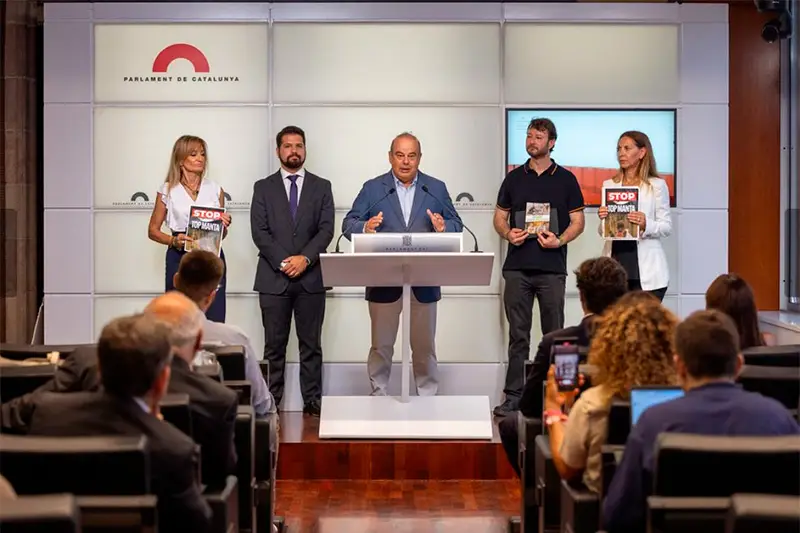 VOX Roses contra el top manta