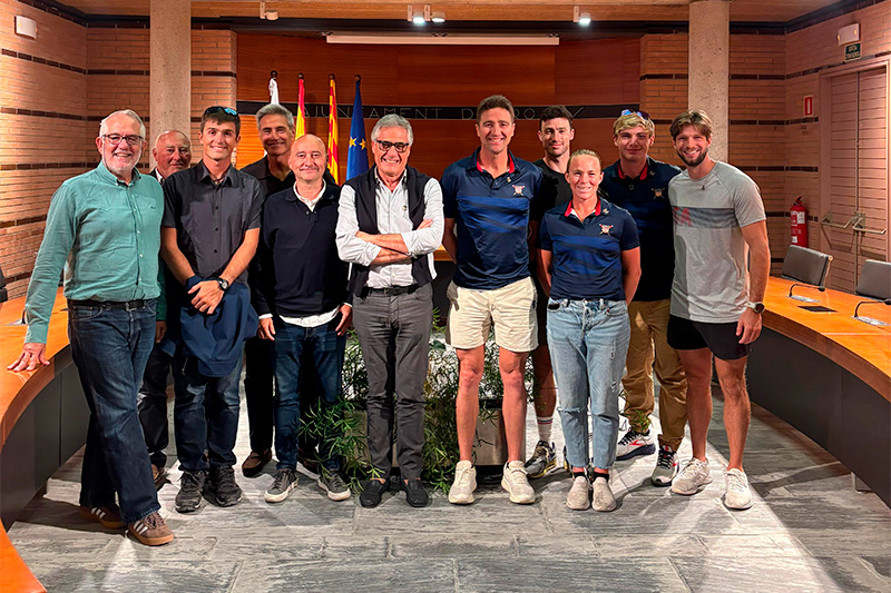 Recepció a l’equip nord-americà de rem