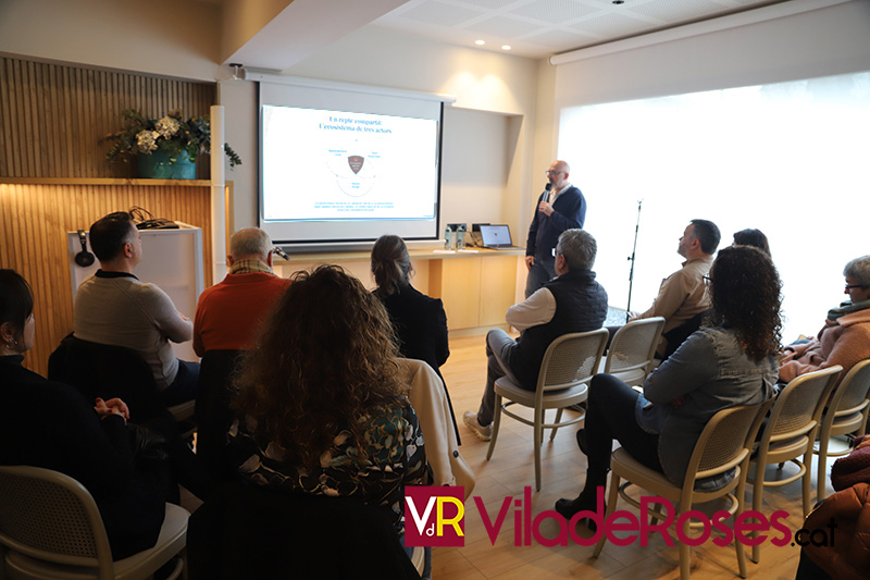 Cicle “Xerrades per a la Revolució Turística 2.0”