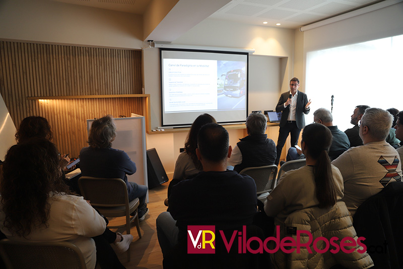 Cicle “Xerrades per a la Revolució Turística 2.0”