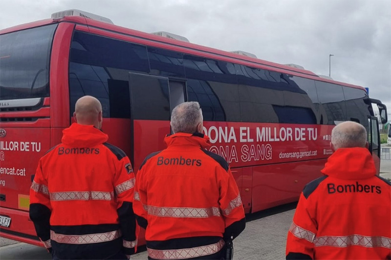 Campanya de bombers i bomberes de la Generalitat de suport al Banc de Sang